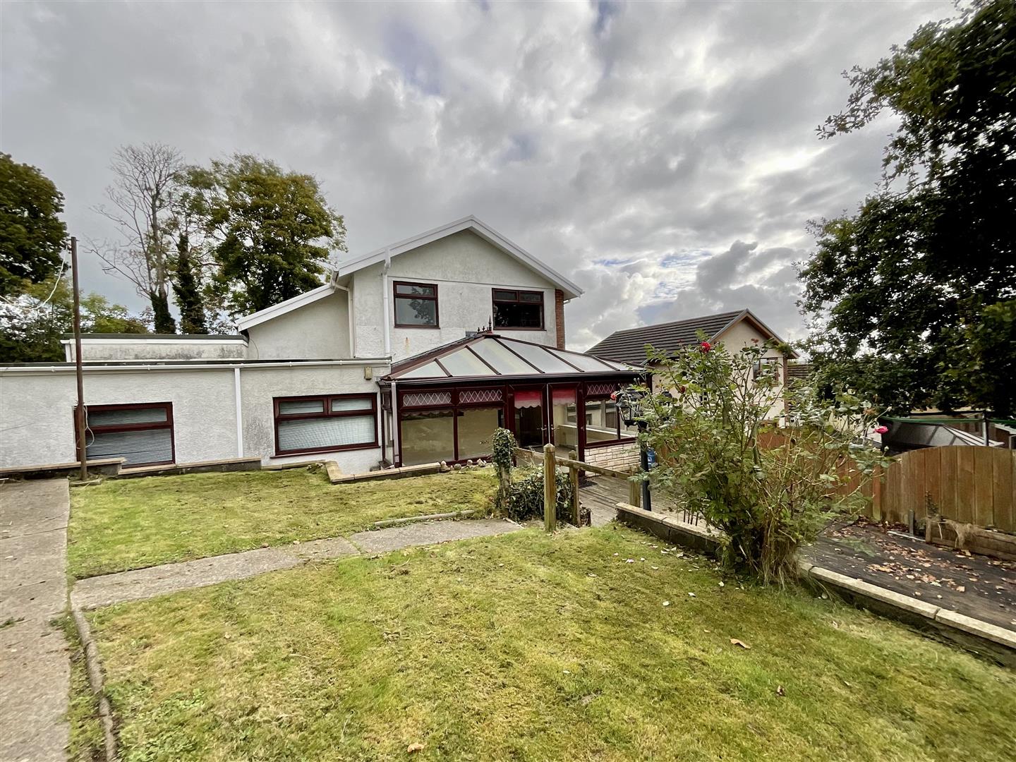 Pennant Road, Swiss Valley, Llanelli, SA14 8ER Property for Sale